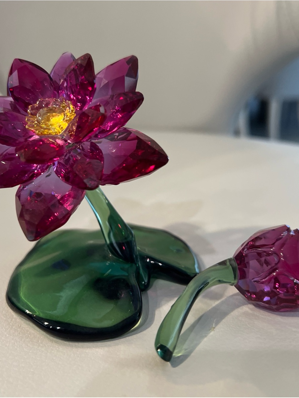 Swarovski Crystal purple Lotus Flower 5275716 5413245 Broken No Box